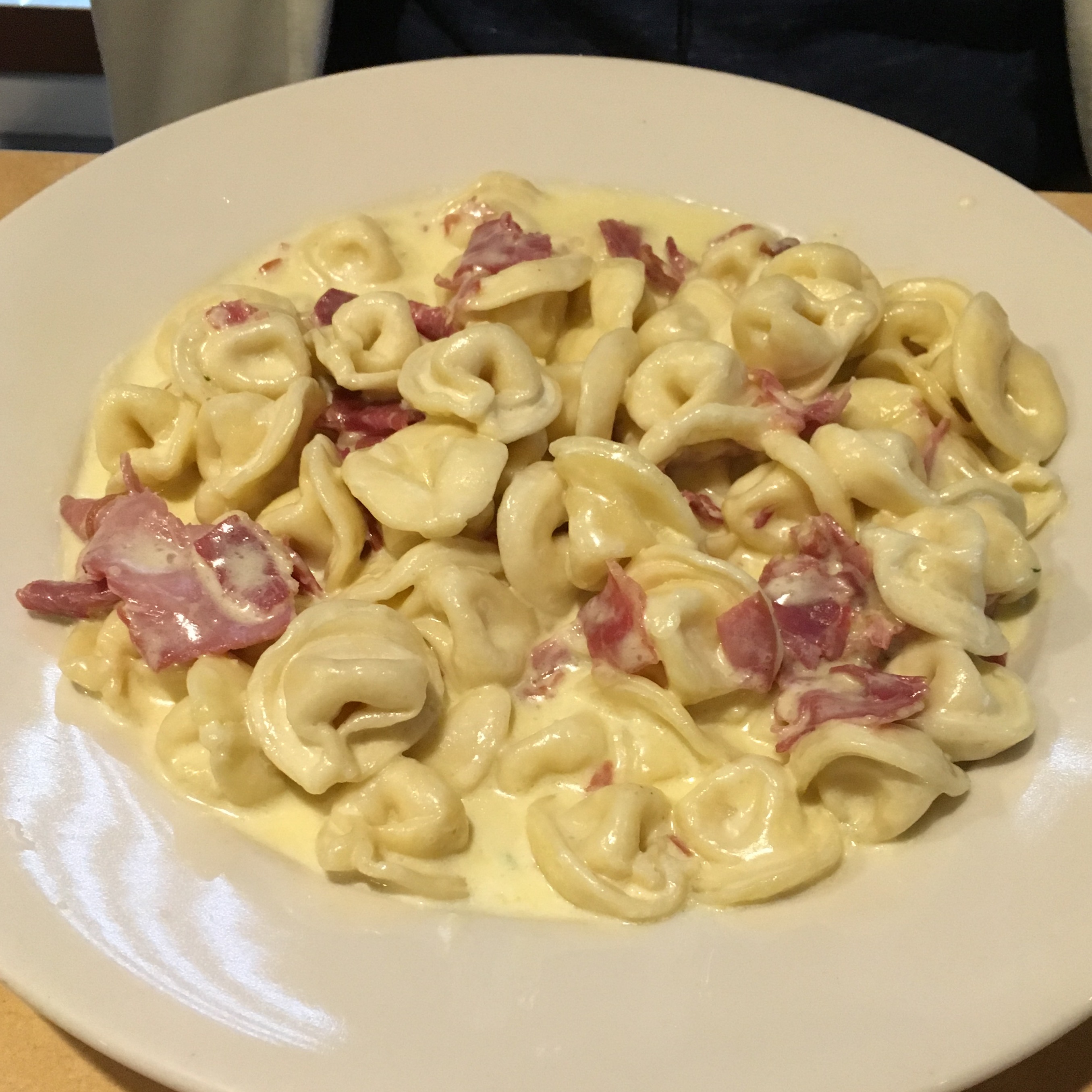 Chow down on Tortellini Carbonara with James Patrick Kelly in Episode ...