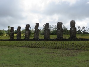 EasterIslandAhuAkivi