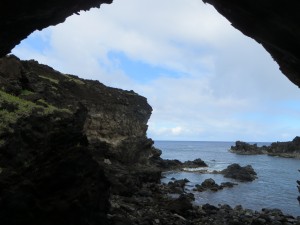 EasterIslandAnaKaiTangata