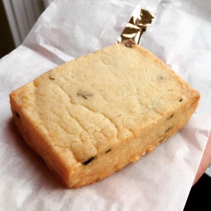 PineappleandPearlsShortbread